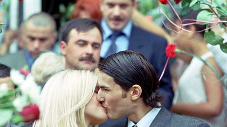 Dezvăluiri de senzație de la nunta fabuloasă a lui Adrian Mutu cu Alexandra Dinu: „N-am mai putut să plec de acolo!” Amintiri memorabile după 23 de ani  | VIDEO EXCLUSIV