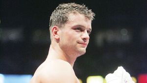 A fost furat pe față, acum vrea revanșa!** JoJo Dan decolează spre Trabzon, unde se va bate din nou cu Aydin