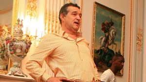 Becali: "Sper să ne calificăm împreună cu Bayern!"