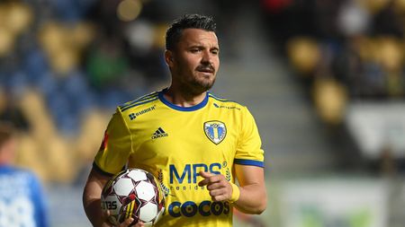Budescu se întoarce la Petrolul. Decizia luată de fotbalistul de 36 de ani, după ce a fost dat afară de la Gloria Buzău. EXCLUSIV