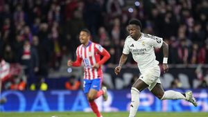 Vinicius, la un pas să fie linșat de fanii lui Atletico. Ce le-a arătat rivalilor lui Real Madrid și ce a scris pe X