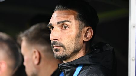 Elias Charalambous, negocieri avansate pentru a pleca de la FCSB! Oferta de la Legia Varşovia îl atrage pe cipriot