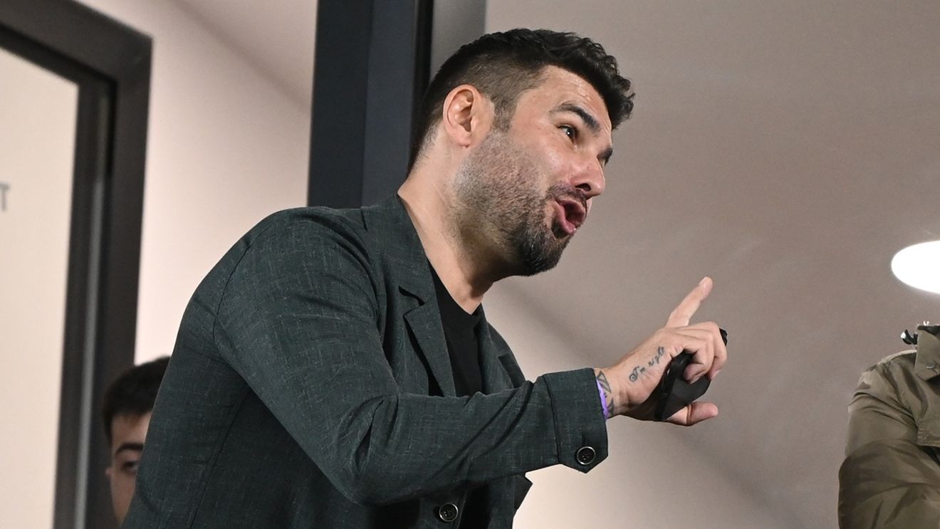 Adrian Mutu l-a sunat pe fotbalistul aflat în cantonamentul Rapidului pentru a se transfera la rivala FCSB: „M-a luat Anamaria Prodan”