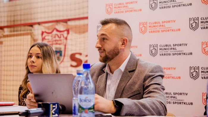 Suntem țara echipelor desființate! Deținătoarea bronzului național în baschetul feminin s-a retras din campionat! Cum motivează șeful sătmărencelor decizia