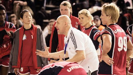 Rulmentul s-a calificat în semifinalele Cupei EHF!