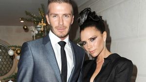 OFICIAL | Familia Beckham are o avere mai mare decât aceea a reginei Elizabeth a II-a. Câți bani au strâns David și Victoria