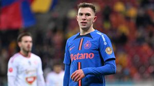 Gigi Becali s-a lămurit cu Gheorghiță, după doar 45 de minute în FCSB - Sepsi 3-0: „Asta i-am zis”