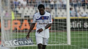 Wobay lasă Craiova** pentru un salariu mai mic la Khazar Lankaran: 'Discuțiile sunt avansate'