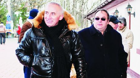Galațiul se ferește de brichete