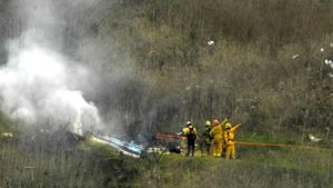 Tragedia în care a murit Kobe Bryant putea fi și mai mare! Doi cicliști au scăpat ca prin minune! Primele imagini filmate după prăbușire | VIDEO