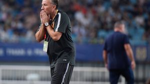 Două surprize pregătite de Dan Petrescu lui Dinamo Zagreb. Cine a fost scos de pe lista UEFA