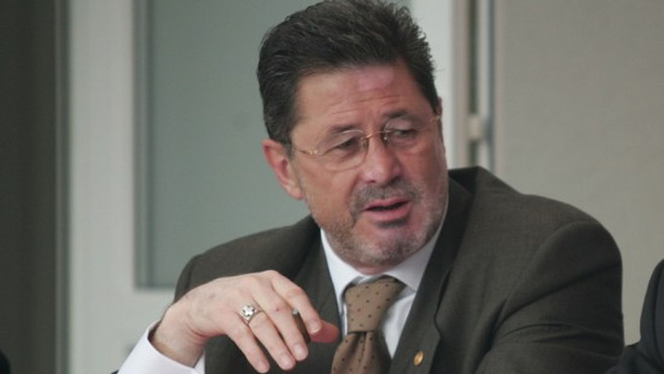 "Transferul lui Cosmin Contra nu mai e de actualitate"