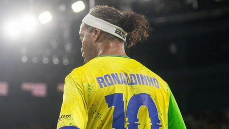 Ronaldinho a luat o avere pentru a veni în România. Câți bani a primit la Cluj