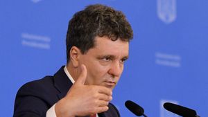 „Asta înseamnă să fii președinte”. Milionarul a văzut că Nicușor Dan tergiversează decizia și l-a lăudat