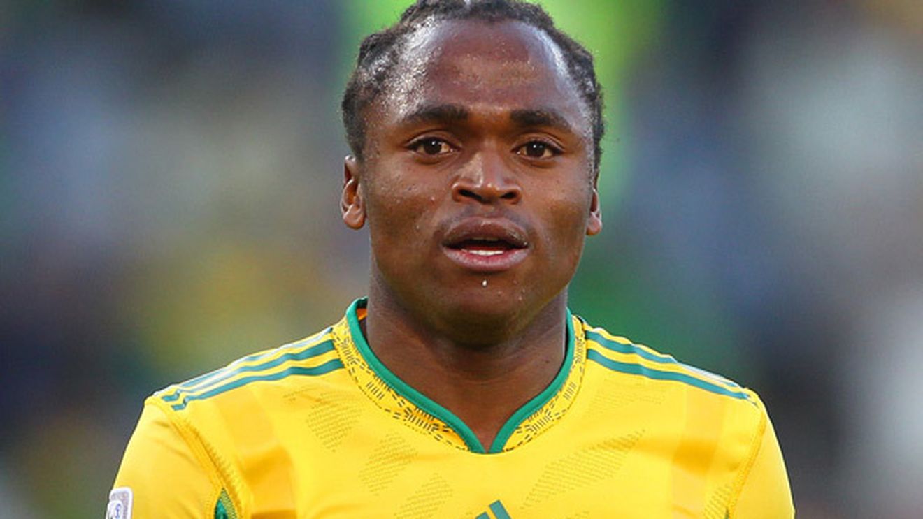 Ted Dumitru îl sfătuiește pe Tshabalala să vină la Steaua:** "Liga I i se potrivește perfect"