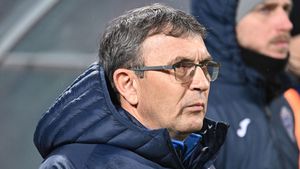 La ce meci s-a uitat Eugen Neagoe? Discurs incredibil după ce Gloria Buzău a pierdut cu Dinamo, deși a avut superioritate numerică: „I-am subordonat!”