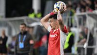 Vești proaste pentru Gică Hagi! S-a rupt Raul Opruț: dinamovistul s-a accidentat la inghinali și a fost schimbat!