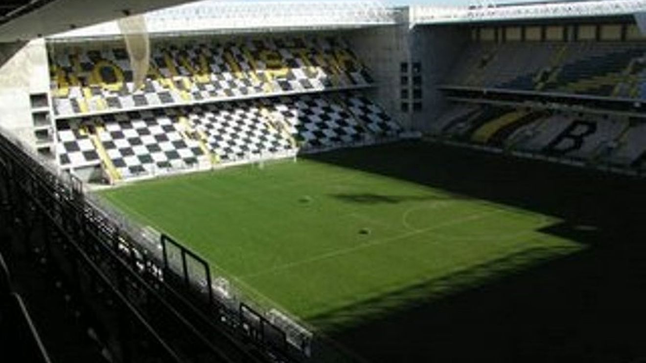 Stadionul Boavistei, scos la vânzare