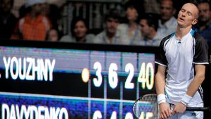 Davidenko, absent o lună din circuit!