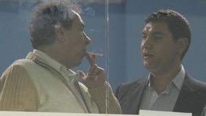 Șefii lui Dinamo au rămas "tablou"! **Au vrut să-l dea afară, apoi l-au implorat: "Nu pleca!"