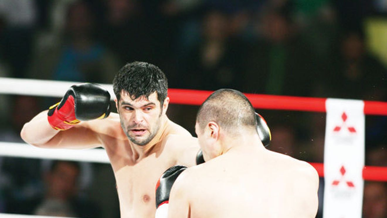 Daniel Ghiță îl face praf pe Moroșanu! Și-a pierdut răbdarea: "Vino în ring și arată ce poți! Fără Cuc și fără junglă, că pe Facebook și la TV ești mare 'campion K1'" | Video care nu lasă loc de interpretări