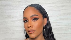 Fosta fotbalistă, devenită prezentatoare TV, a rupt tăcerea despre relație ei cu o celebră cântăreață! A pozat aproape topless și a stârnit cu dezvăluirile ei. GALERIE FOTO