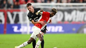 CFR Cluj vrea să transfere din Conference League! Dan Petrescu a ochit trei jucători ai adversarei din faza grupelor