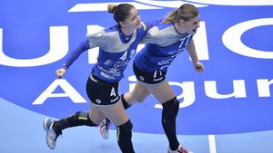 Jovanka Radicevic și Majda Mehmedovic, jucătoarele de la CSM București, sunt pe lista de achiziții a echipei Buducnost Podgorica. Muntenegru vrea să-și readucă handbalistele acasă în tentativa de a se califica la Tokyo