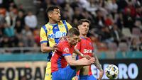 A fost transportat la spital imediat după meci! Fotbalistului din Superliga României i s-a făcut rău la vestiar și e acum pe mâna medicilor