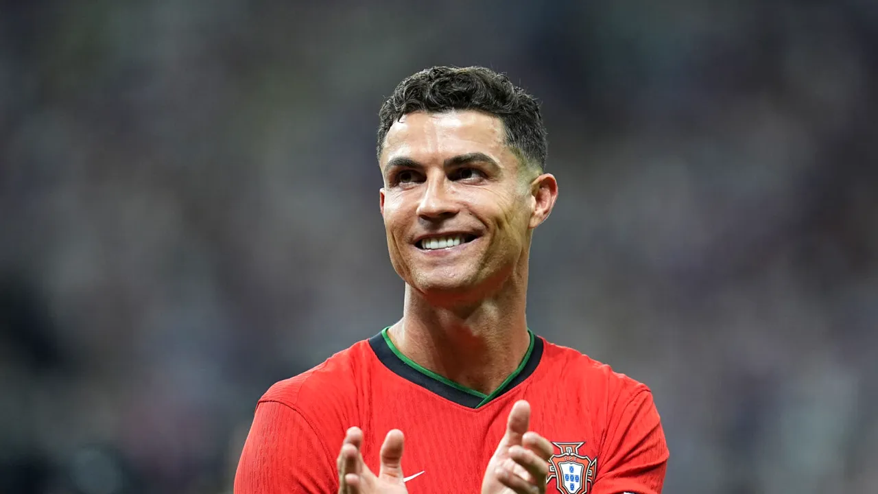 „Un român are o avere de trei ori mai mare decât Cristiano Ronaldo şi nici nu ați auzit de el”. Englezii au amuțit când au aflat cât de bogat e 