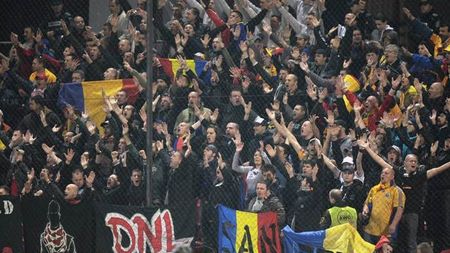 Fanii echipei naționale, NECRUȚĂ‚TORI cu Răzvan Lucescu:** "Talentul de antrenor NU este ereditar!"