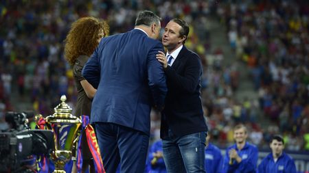 Se restrânge lista posibililor selecționeri: "Am fost contactat de președinte să mă întrebe cum pregătim meciul". Cine a devenit favorit să preia naționala