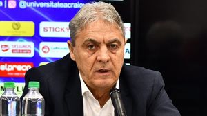 Sorin Cârțu, prima reacție după transferul surprinzător al Universității Craiova! Cine l-a adus la echipă pe Alexandru Mărieș, venit de la o formație retrogradată în Liga 3 | EXCLUSIV