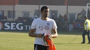 Dani Coman: "Nu vreau să plec de la Rapid!** Momentan, în vestiar nu e o atmosferă bună!"