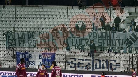 FOTO Dedicație specială de la olteni! Vezi bannerul fanilor Științei!