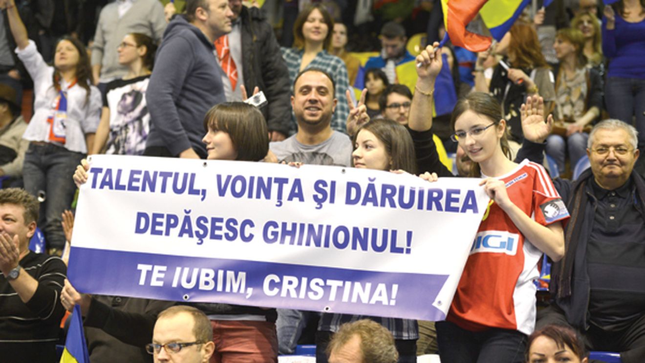 Neagu se operează joi în Belgia!** Banner emoționant afișat de fani: "Te iubim, Cristina!"
