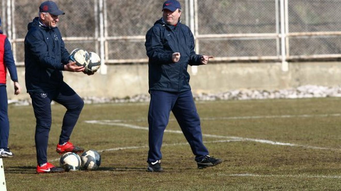 Stochiță îi răspunde lui Piți**: "M-am bătut la titlu cu jucători ca Parpas sau Jelev"