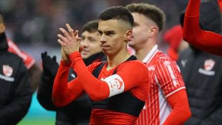 Ce a făcut un fan al lui Dinamo pentru Cătălin Cîrjan când căpitanul a urcat în PCH