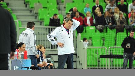 DEZASTRU: ADIO JO 2012! România ratează calificarea, după ce a fost spulberată de Muntenegru! Fetele lui Voina au terminat meciul în lacrimi