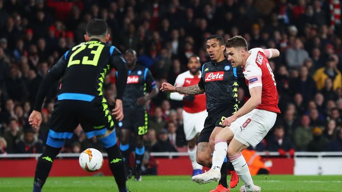 Europa League | Chiricheș a rămas pe bancă în Arsenal - Napoli 2-0. Chelsea a învins-o în final pe Slavia Praga. Totul s-a năruit în prelungiri pentru Villarreal. 6 goluri în Benfica - Frankfurt