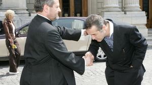 INCREDIBIL Duhovnicul lui Becali a decis că Steaua - Dinamo se va juca luni!** Cum a fost convins patronul Stelei