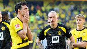 Cinci motive pentru care Borussia Dortmund a ratat dramatic titlul în Bundesliga, în cel mai bun sezon din ultimii zece ani pe care l-a făcut rivala lui Bayern Munchen | SPECIAL