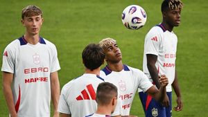 Un jucător de la Real Madrid sare în apărarea lui Lamine Yamal: „E un copil normal!”