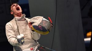 AUR istoric la sabie! Dinamovistul Andrei Păștin a câștigat titlul de campion mondial la cadeți, după o evoluție entuziasmantă la Verona