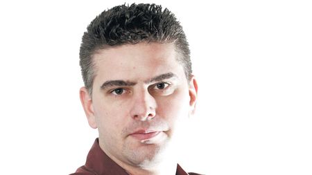 Intră la ora 14:00 pe chatul ProSport pentru a discuta cu Dan Filoti despre "Ce înseamnă să fii suporter al naționalei!"