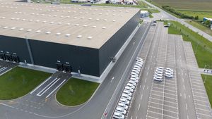 Patronii din fotbalul românesc cu cea mai mare avere au luat decizia: 85.000.000 de euro, în Timișoara!