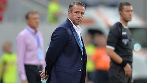 Reacția lui Reghecampf după ce Steaua a picat cu Manchester City: "Ne vom juca șansa, poate prind ei o zi mai slabă"