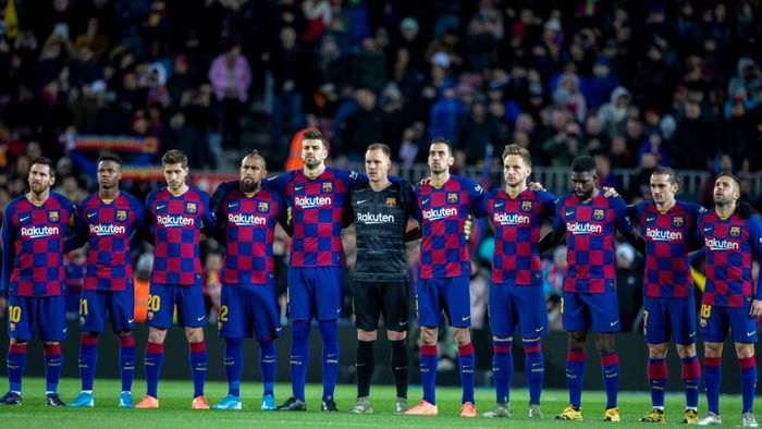 Care sunt cei mai buni jucători de la Barcelona în Ultimate Team? Messi TOTY sau Arturo Vidal Flashback sunt doar câteva dintre carduri speciale ale catalanilor în jocul FIFA 20