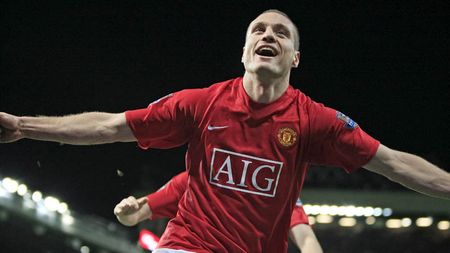 Rio Ferdinand avertizează:** "Vidic este jucătorul anului!"