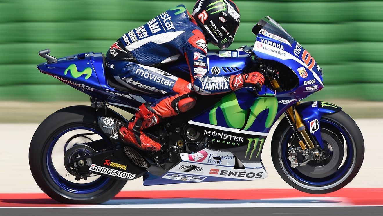 Jorge Lorenzo pleacă din pole position la Misano. Marquez și Rossi, pe 2 și 3 în grila cursei de duminică, ora 15:00